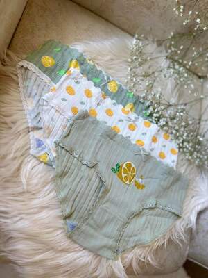 набір трусиків